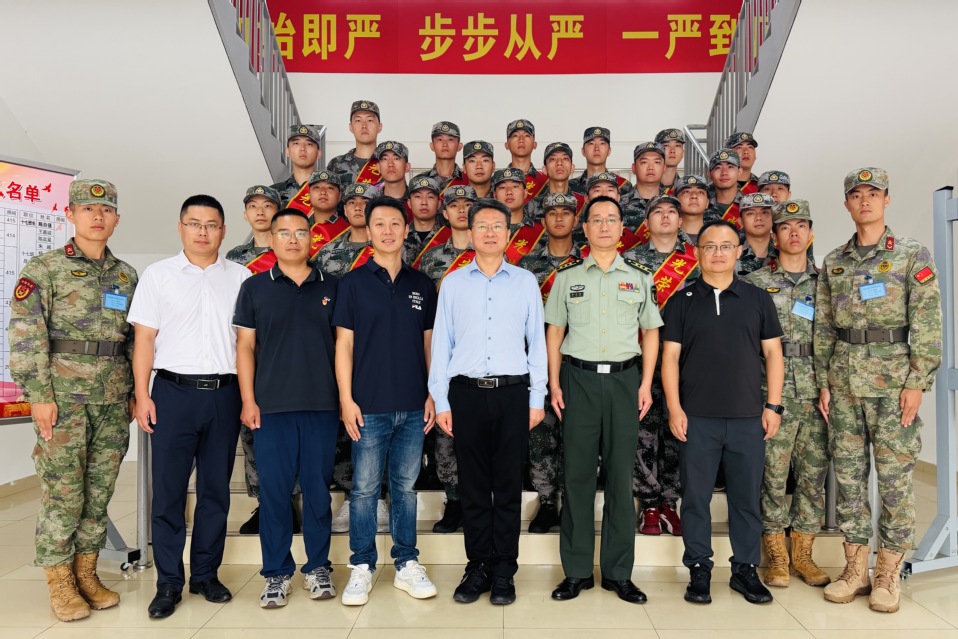 我校举行2026下半年预定新兵欢送座谈会 我校举行2026下半年预定新兵欢送座谈会